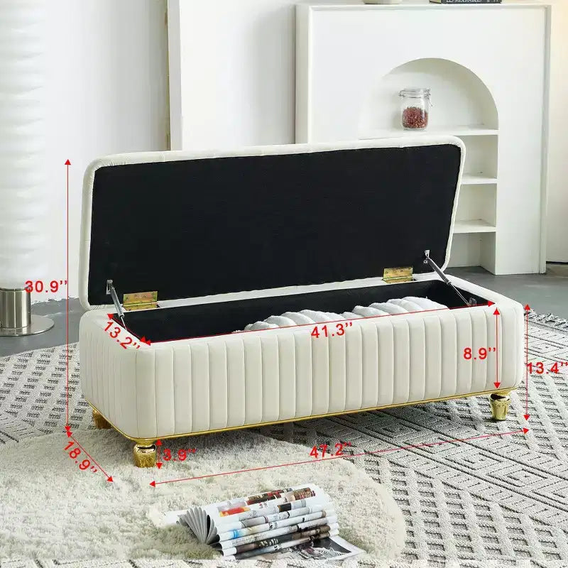 Banquette repose-pieds rectangulaire de rangement capitonnée beige avec broderie dorée, 1 place
