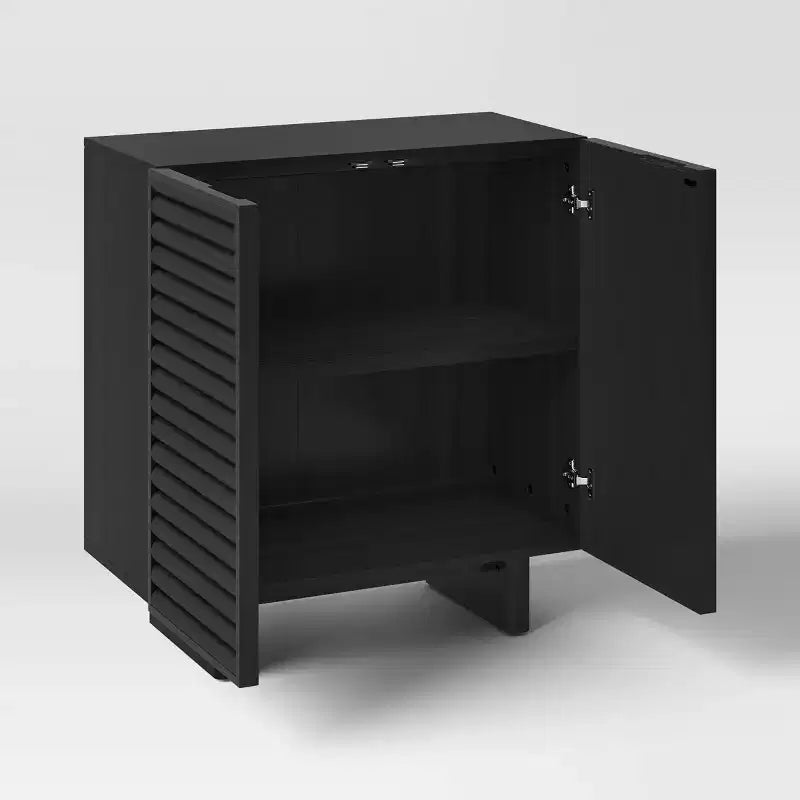 Meuble d'appoint cannelé noir à 2 portes – 1 étagère, montage par 1 personne