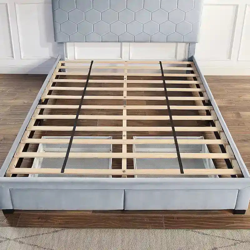 Letto imbottito in velluto grigio chiaro con cassetti contenitore – Matrimoniale / Queen